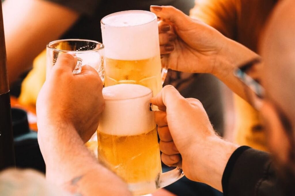 bares com música ao vivo